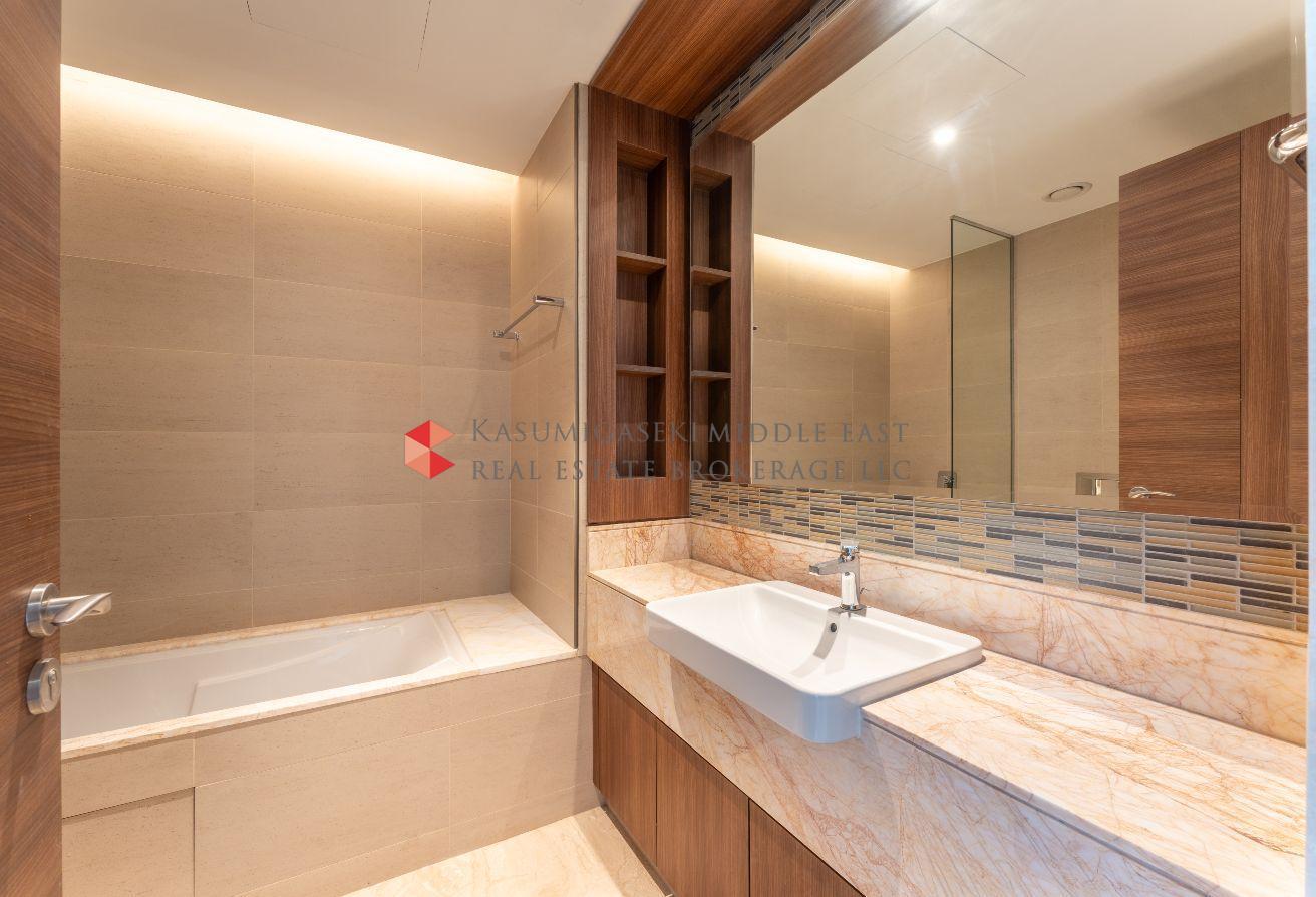 Luxury 4BR | Full Burj Khalifa View | High Floor photo 11