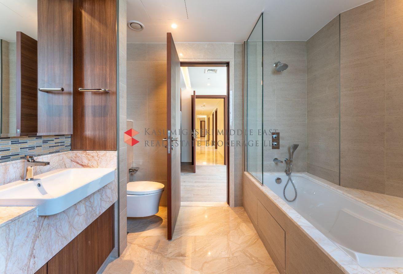 Luxury 4BR | Full Burj Khalifa View | High Floor photo 17