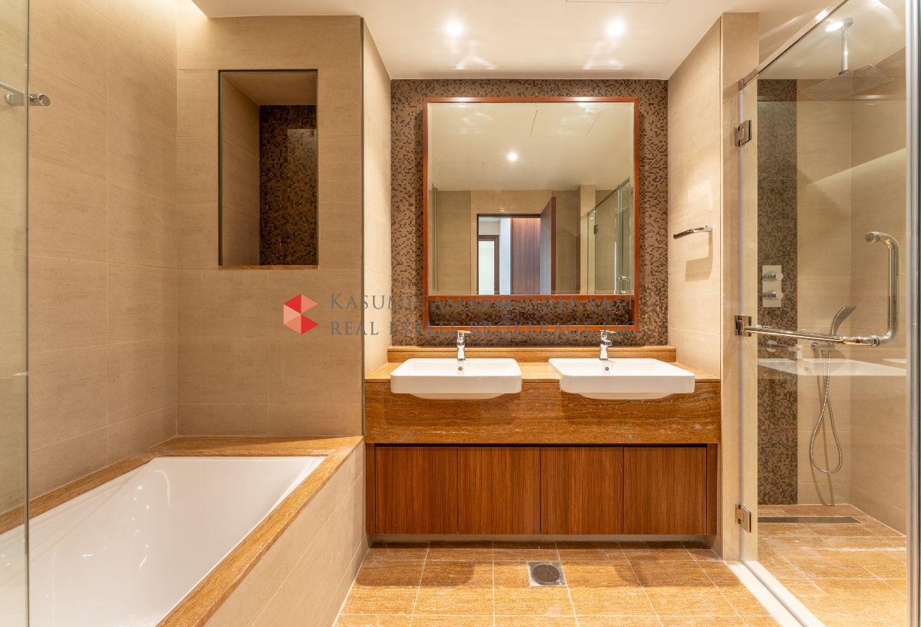 Luxury 4BR | Full Burj Khalifa View | High Floor photo 26