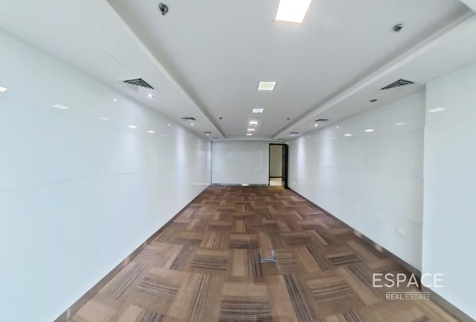 74109790 - Property Image 3