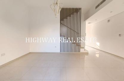 Townhouse - 2 - 4 for rent in Nasma Residence - Al Tai - Sharjah