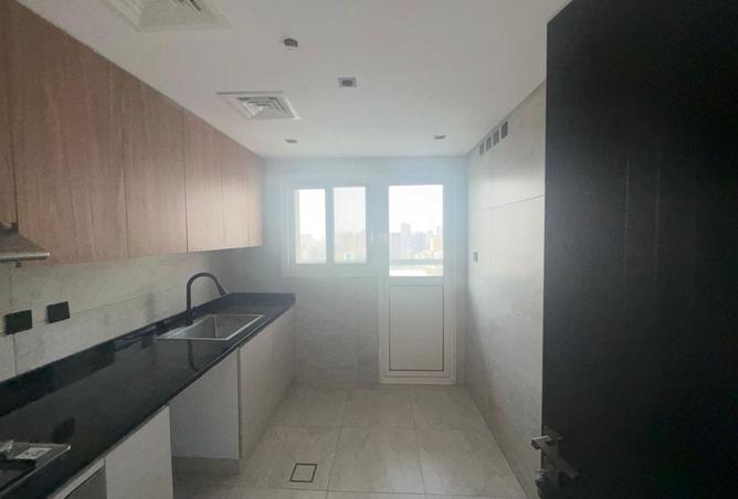 135627646 - Property Image 3