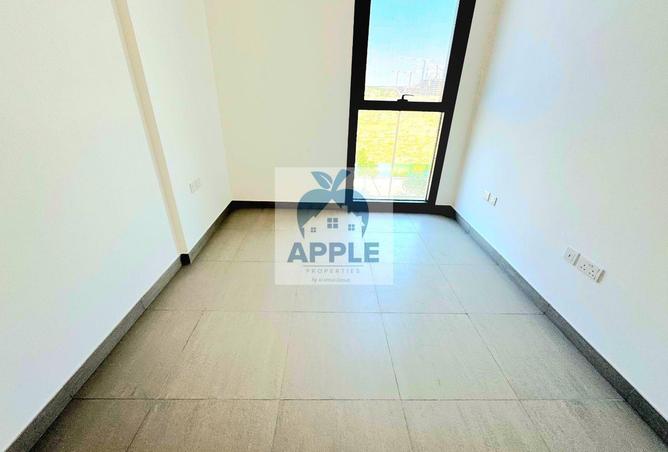 87449137 - Property Image 3