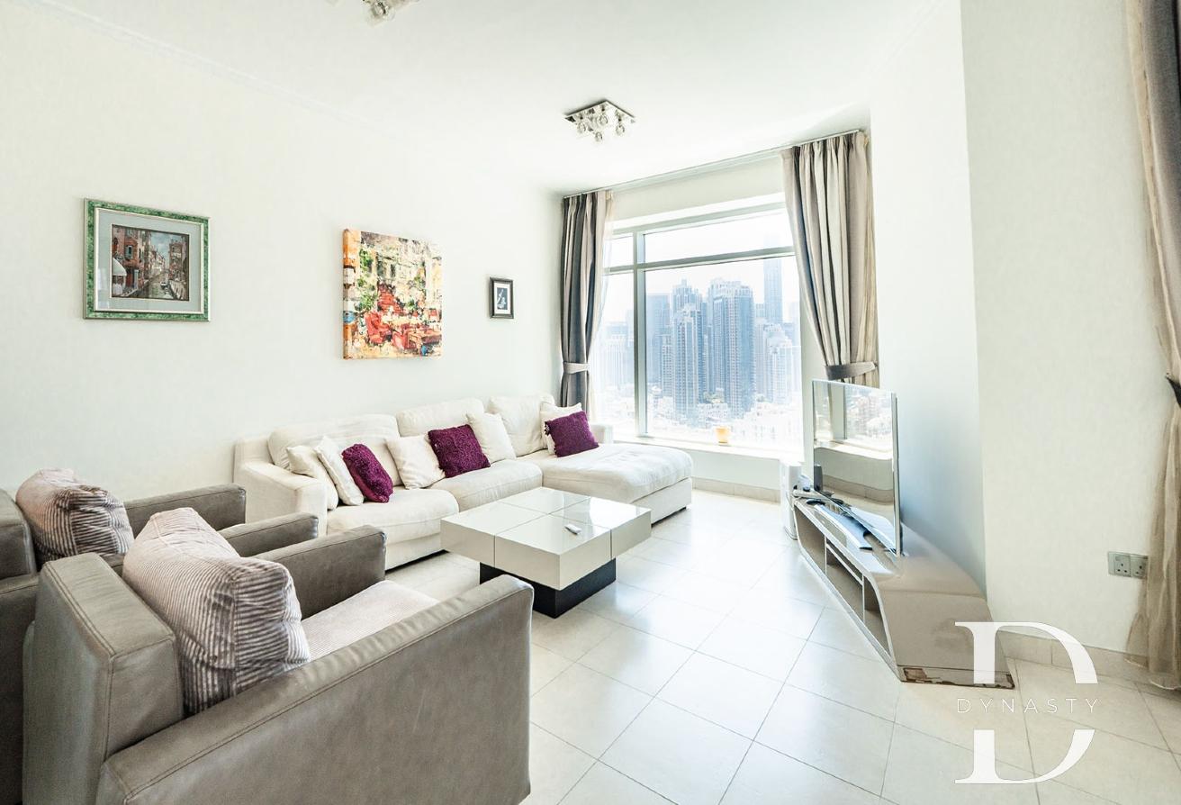 Burj Khalifa View | 2 BR Fully Furnished photo 4
