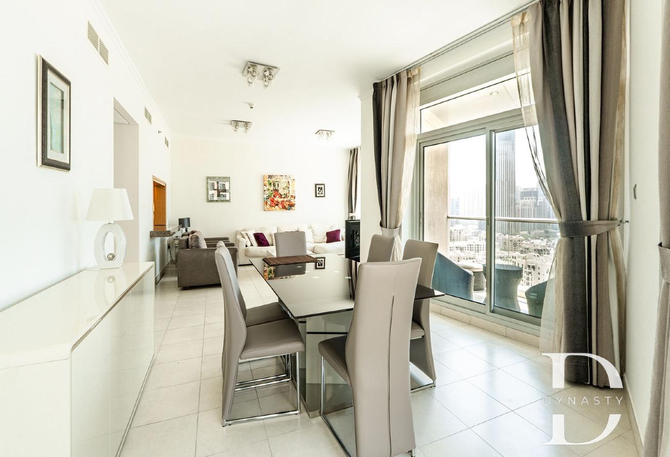 Burj Khalifa View | 2 BR Fully Furnished photo 17