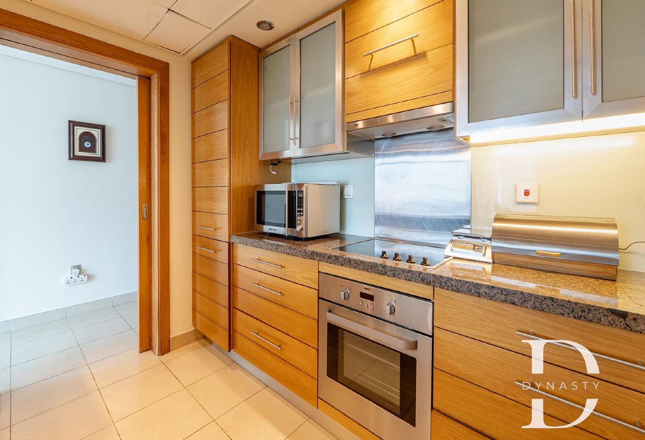 Burj Khalifa View | 2 BR Fully Furnished photo 5