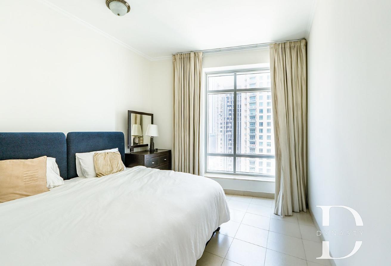 Burj Khalifa View | 2 BR Fully Furnished photo 13