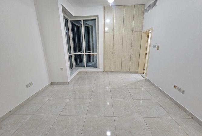 60521093 - صورة العقار 2