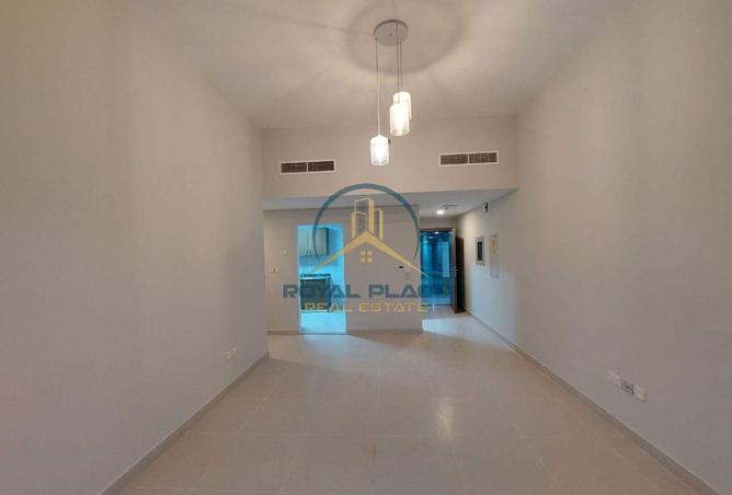 67831162 - Property Image 3