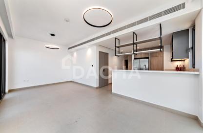 Townhouse - 4 - 5 for rent in Aura Gardens - Tilal Al Ghaf - Dubai