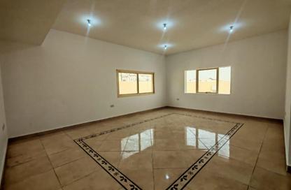 Villa - 5 Bedrooms - 6 Bathrooms for rent in Madinat Al Riyad - Abu Dhabi
