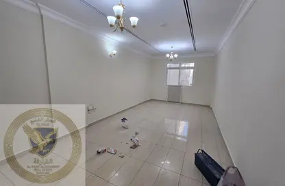 Apartment - 1 Bedroom - 2 Bathrooms for rent in Al Qulaya'ah - Al Sharq - Sharjah