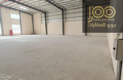 Warehouse - Studio - 3 Bathrooms for rent in Umm Al Thuoob - Umm Al Quwain