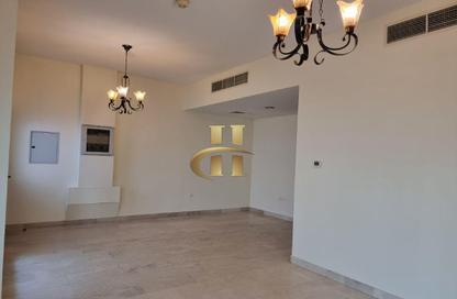Villa - 3 Bedrooms - 5 Bathrooms for rent in La Residencia Del Sol - District 10 - Jumeirah Village Circle - Dubai