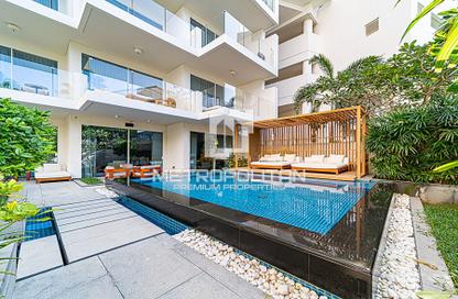 Apartment - 2 Bedrooms - 3 Bathrooms for sale in FIVE Palm Jumeirah - Palm Jumeirah - Dubai