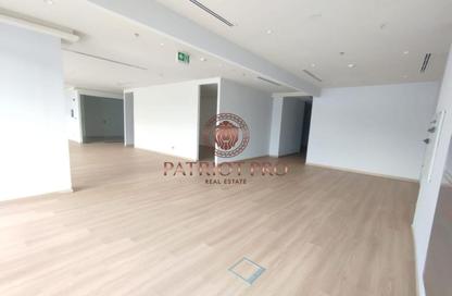 Shop - 7 Bedrooms - 3 Bathrooms for rent in Al Shafar Park Tower - Al Karama - Dubai