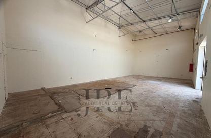Warehouse - Studio for rent in Industrial Area 4 - Sharjah Industrial Area - Sharjah