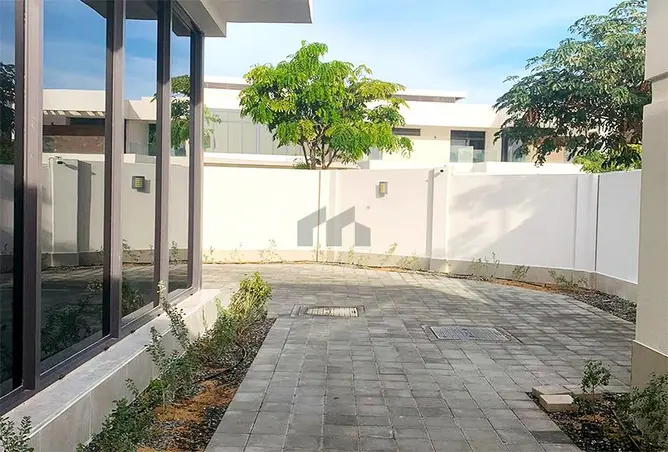 156003451 - Property Image 2