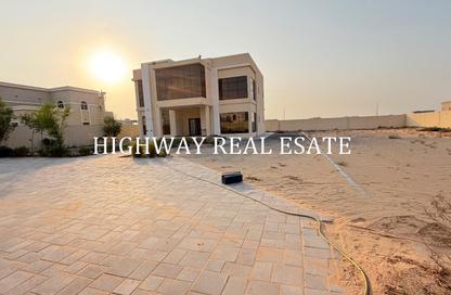 Whole Building - 6 - 7+ for rent in Al Suyoh - Sharjah