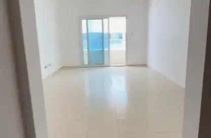 شقة - 2 غرف نوم - 2 حمامات للبيع في المجاز 3 - المجاز - الشارقة