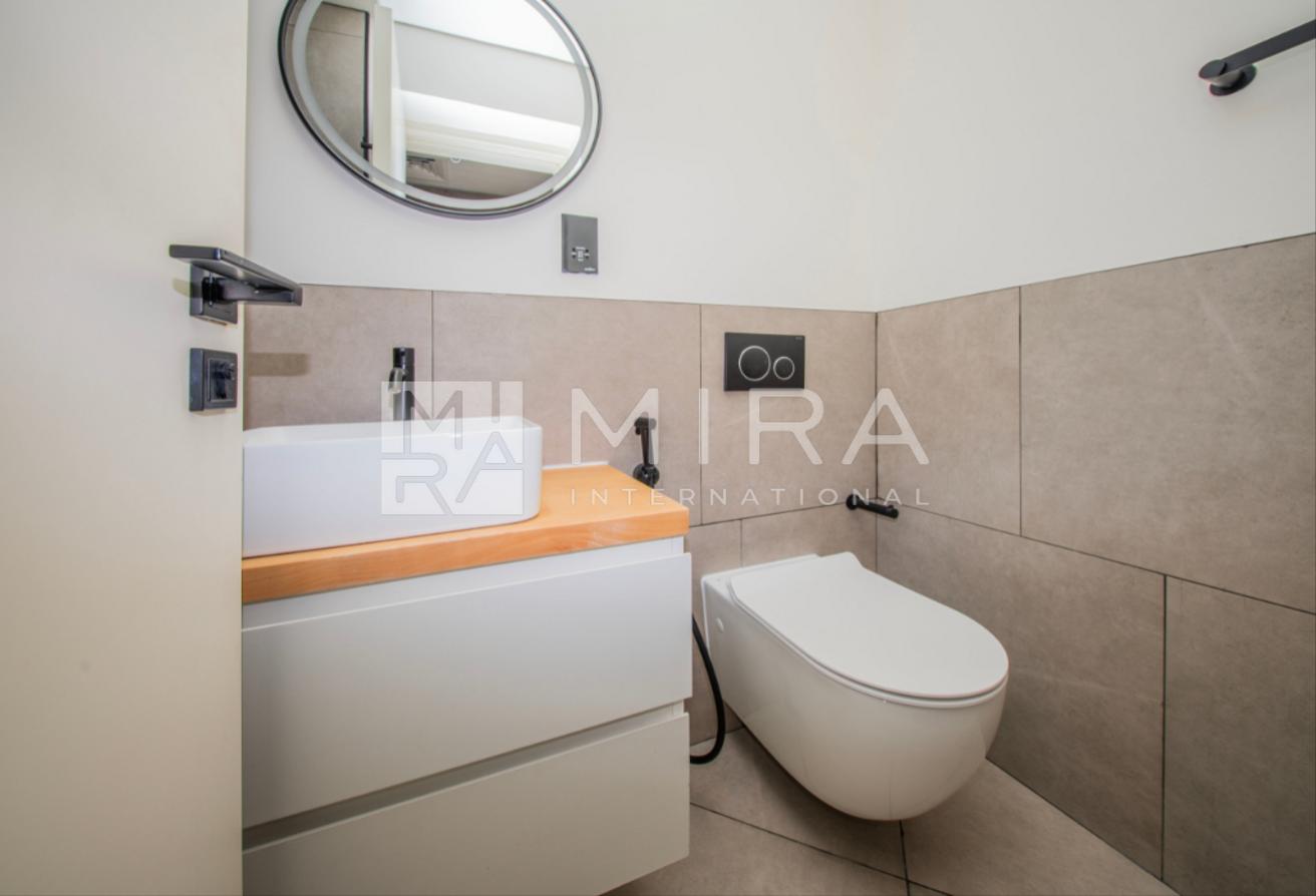 Ready to Move | High Floor | Budget Friendly photo 7