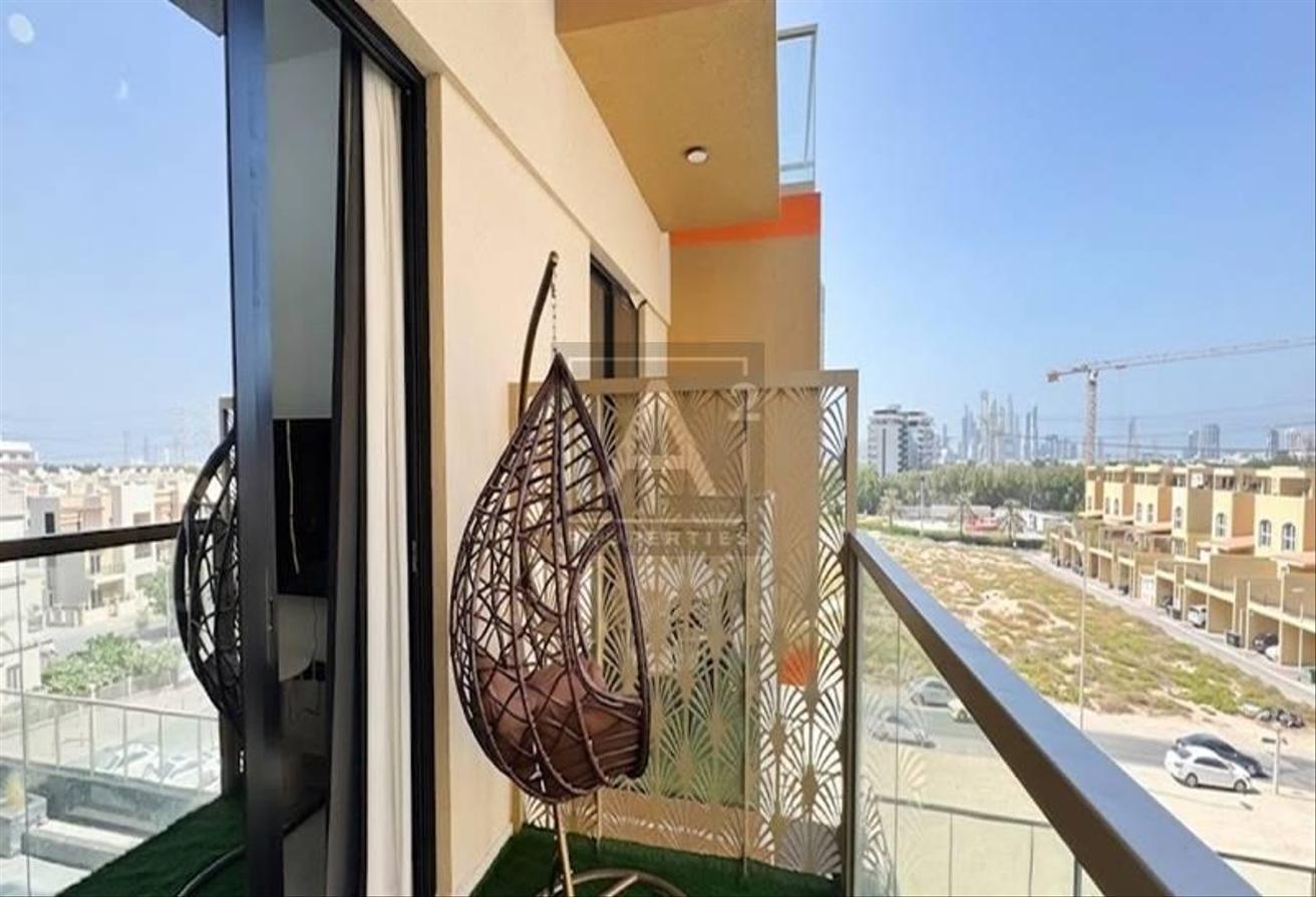 POOL VIEW | FULLY FURNISHED | PRIME LOCATION photo 11