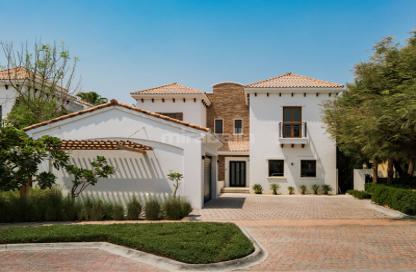 Villa - 5 - 5 for rent in Lime Tree Valley - Jumeirah Golf Estates - Dubai