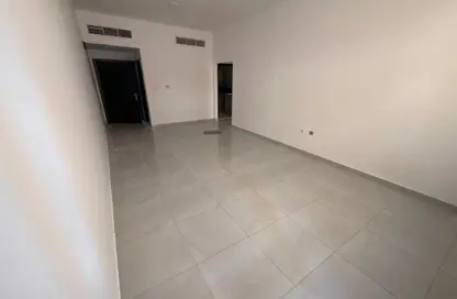 شقة - غرفة نوم - 2 حمامات للايجار في الجرف 3 - الجرف - عجمان وسط المدينة - عجمان