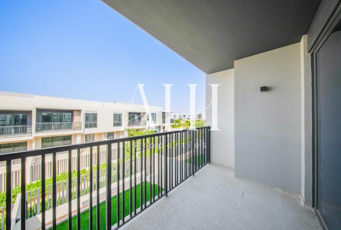 3-bed townhouse in Jebel Ali Village Townhouses — photo 2