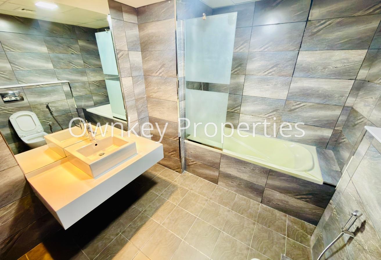 Spacious 3BHK | Maid Room | Close to Metro photo 12