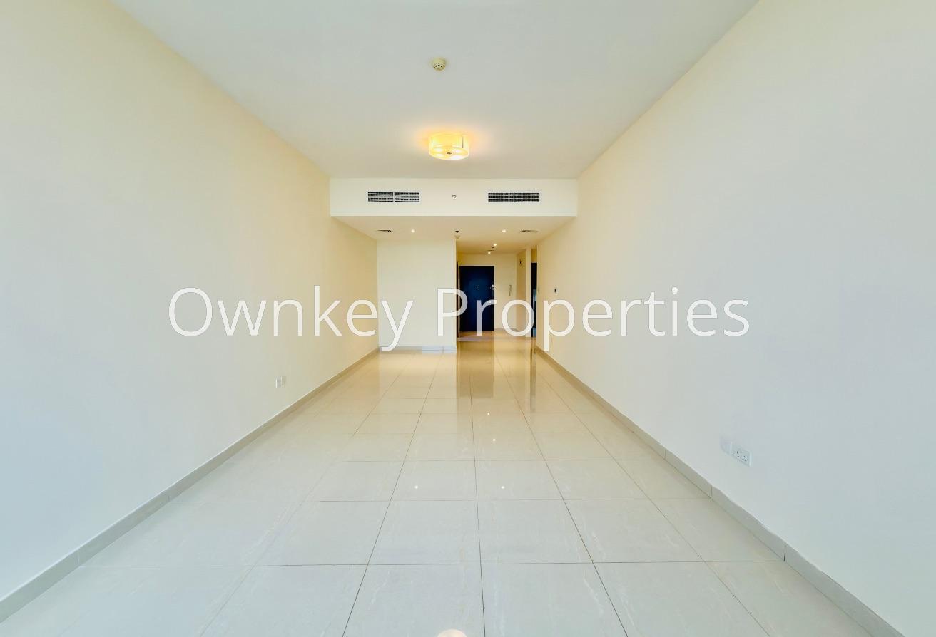 Spacious 3BHK | Maid Room | Close to Metro photo 4