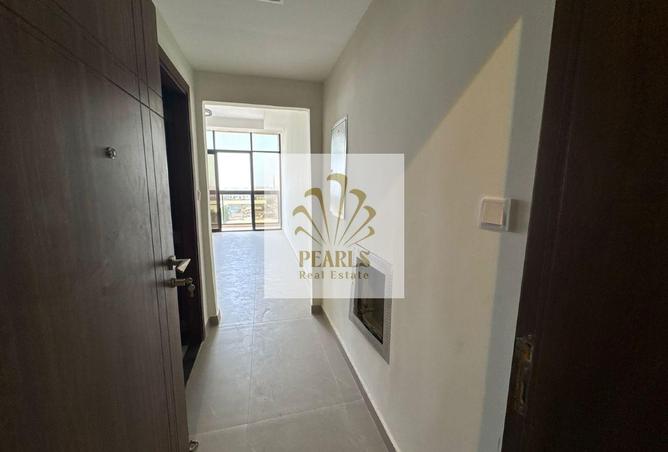 136558000 - Property Main Image
