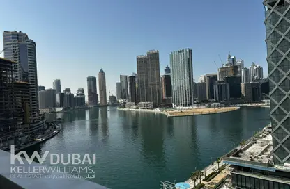 Apartment - Studio - 1 Bathroom for rent in Damac Maison Prive A - Damac Maison Prive - Business Bay - Dubai