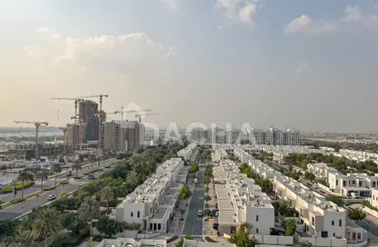 شقة - 2 غرف نوم - 2 حمامات للايجار في 3A شقق زهرة النسيم - زهرة بريز أبارتمنتس 3 - شقق زهرة النسيم - تاون سكوير - دبي