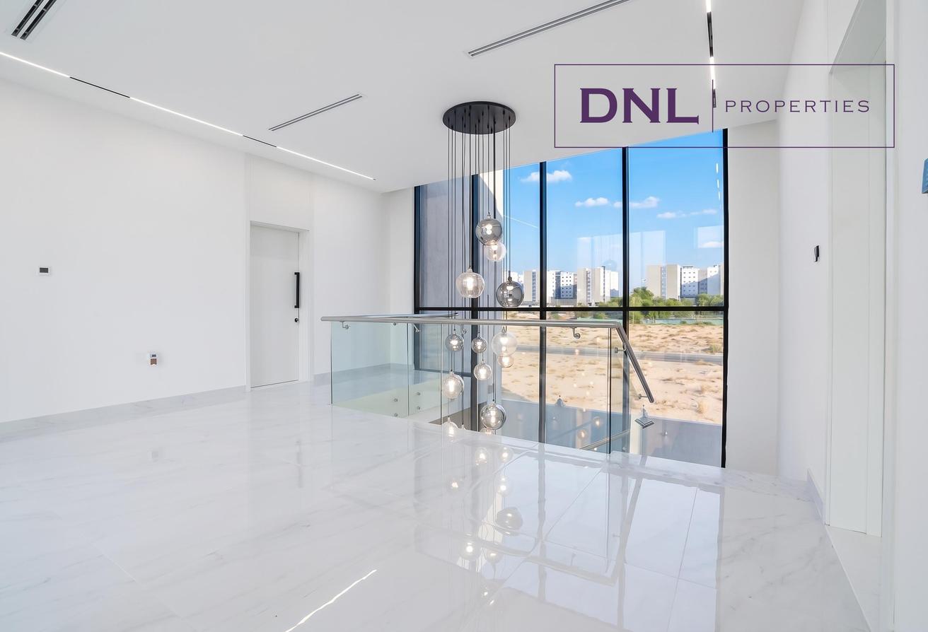 Luxury 5BR Villa | Private Pool | Large Majlis photo 4