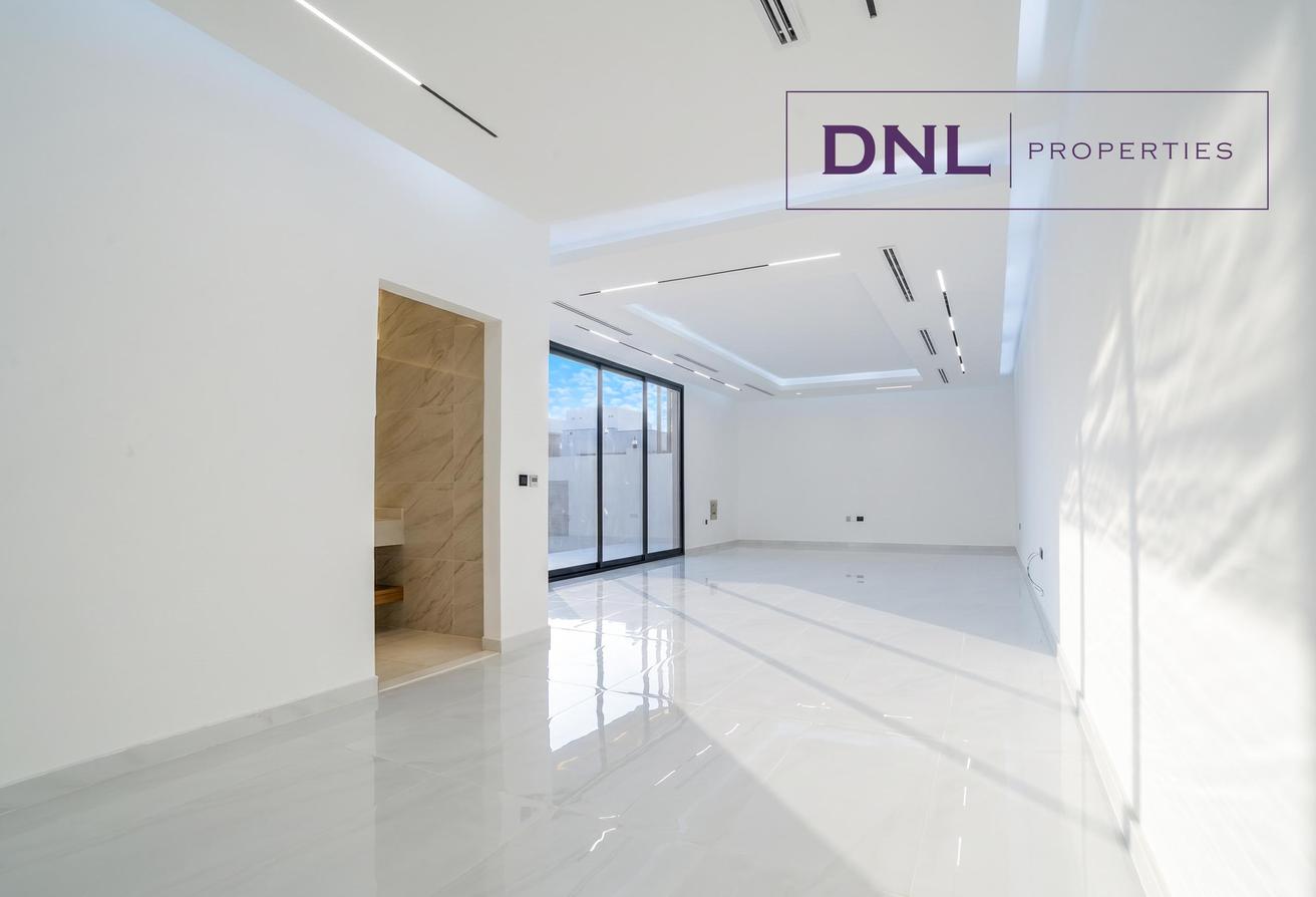 Luxury 5BR Villa | Private Pool | Large Majlis photo 11