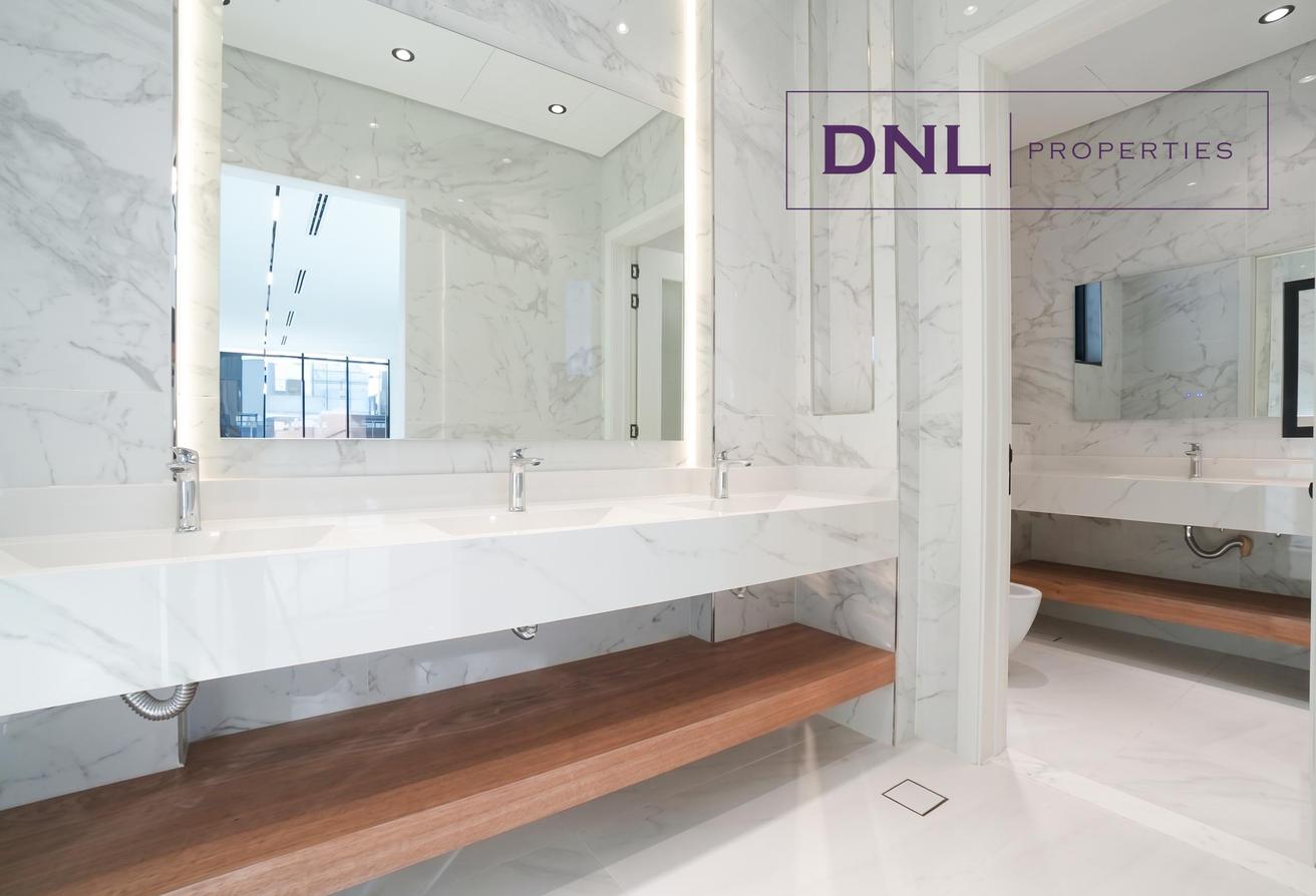 Luxury 5BR Villa | Private Pool | Large Majlis photo 15