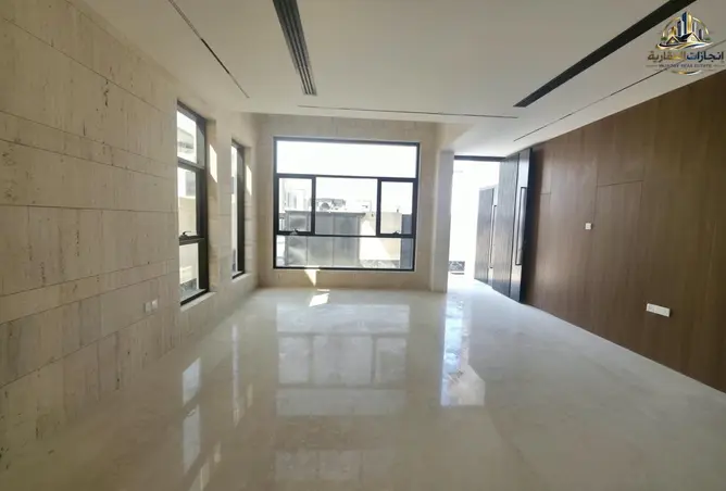 159148432 - Property Image 3