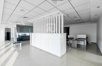 Office Space - Studio - 1 Bathroom for rent in The Burlington - Business Bay - Dubai
