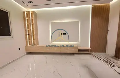 شقة - 2 غرف نوم - 3 حمامات للايجار في مبني علي - الجداف - دبي