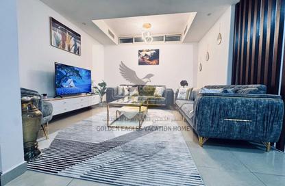 Apartment - 2 - 3 for rent in Beach Tower 2 - Al Khan Lagoon - Al Khan - Sharjah