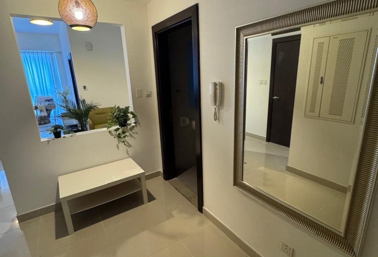 Canal View | Elegant 1BR | Fully Furnished