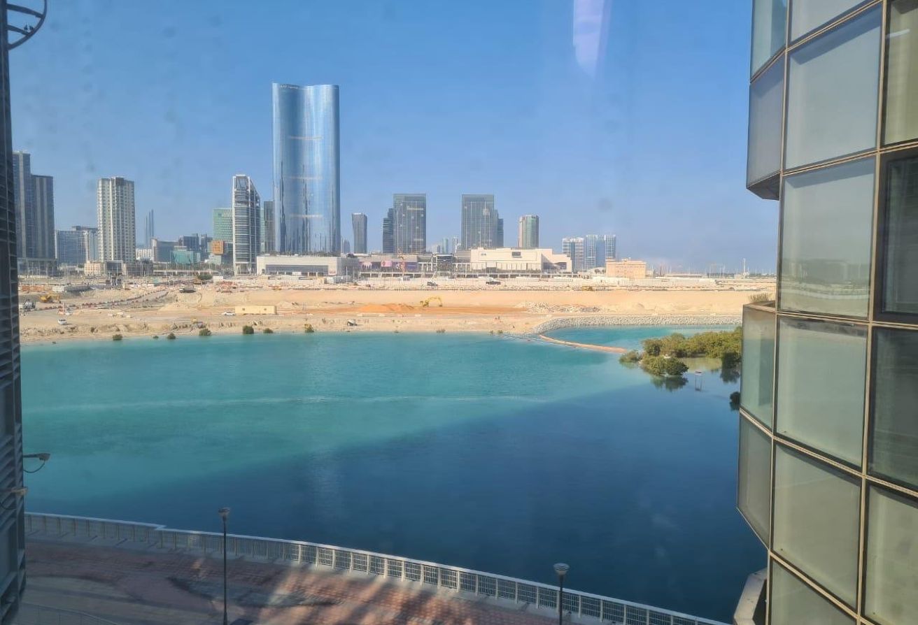 Canal View | Elegant 1BR | Fully Furnished