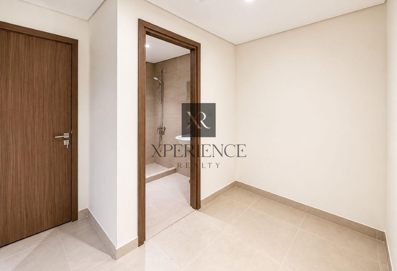 FULL MARINA VIEW | SPACIOUS LAYOUT | HIGH FLOOR photo 13