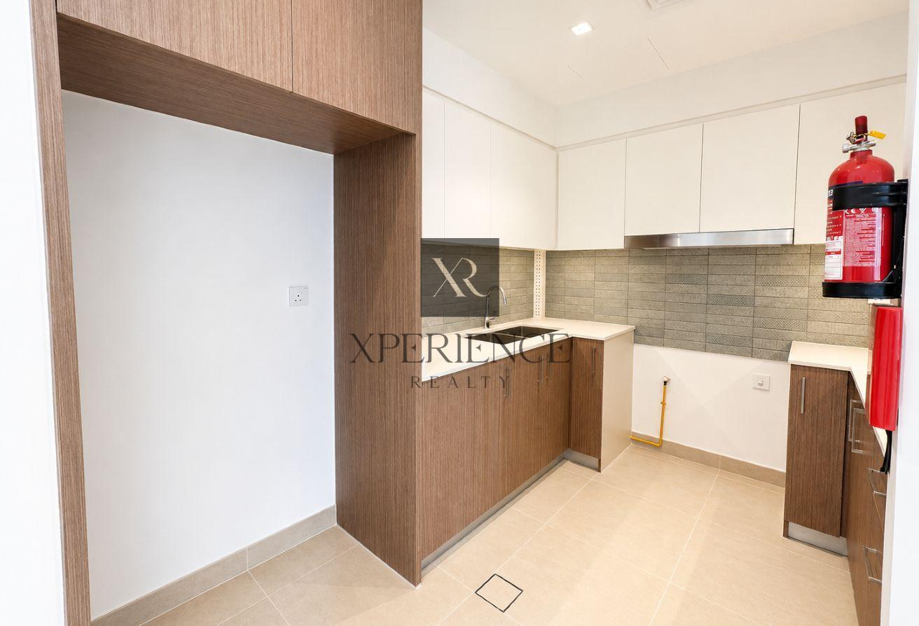 FULL MARINA VIEW | SPACIOUS LAYOUT | HIGH FLOOR photo 4