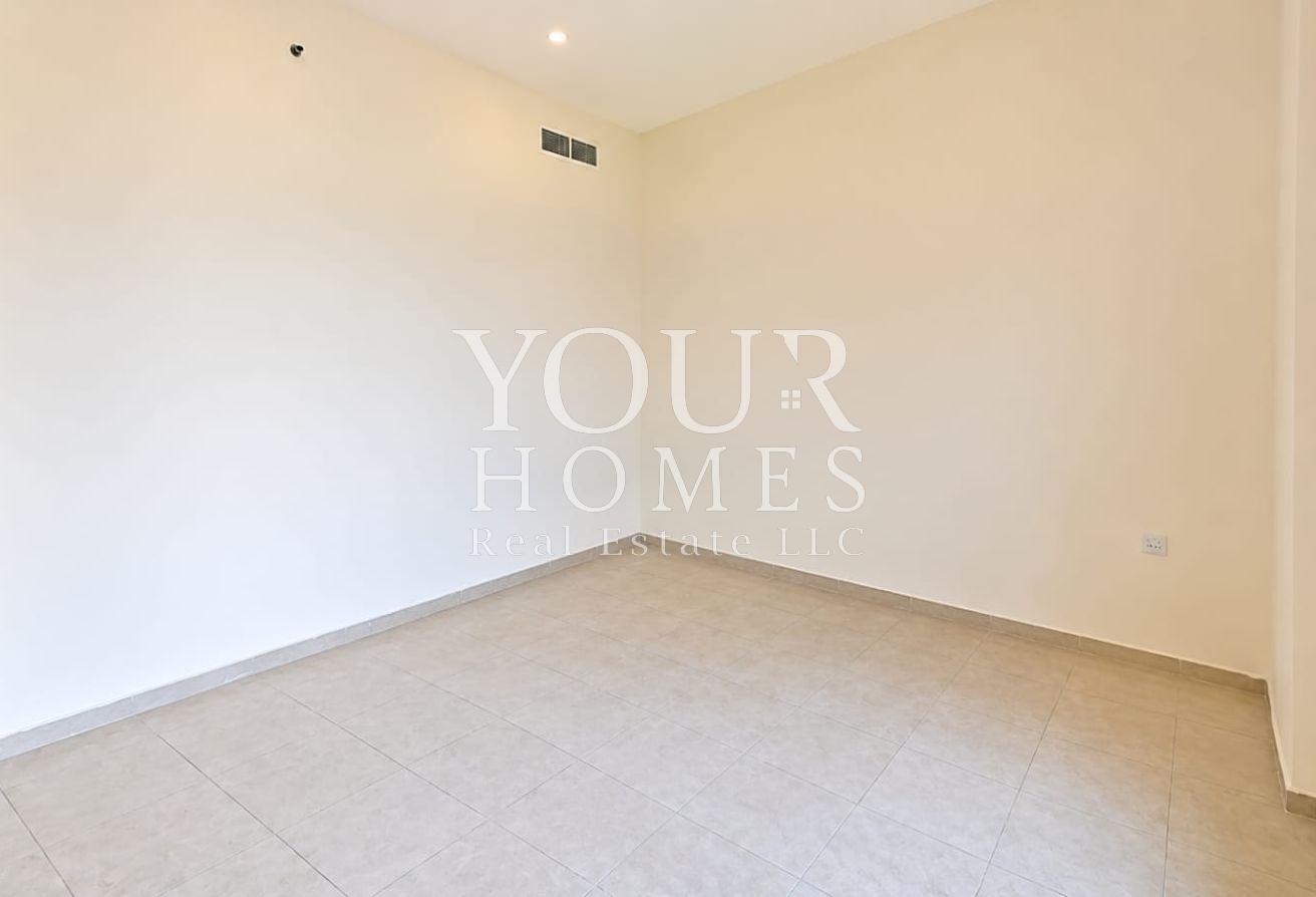Spacious 2BHK | Chiller Free | High Floor photo 9