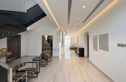 Villa - 5 Bedrooms - 6 Bathrooms for rent in Al Quoz 2 - Al Quoz - Dubai