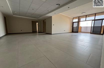 Apartment - 3 Bedrooms - 4 Bathrooms for rent in Ajman Corniche Residences - Ajman Corniche Road - Ajman