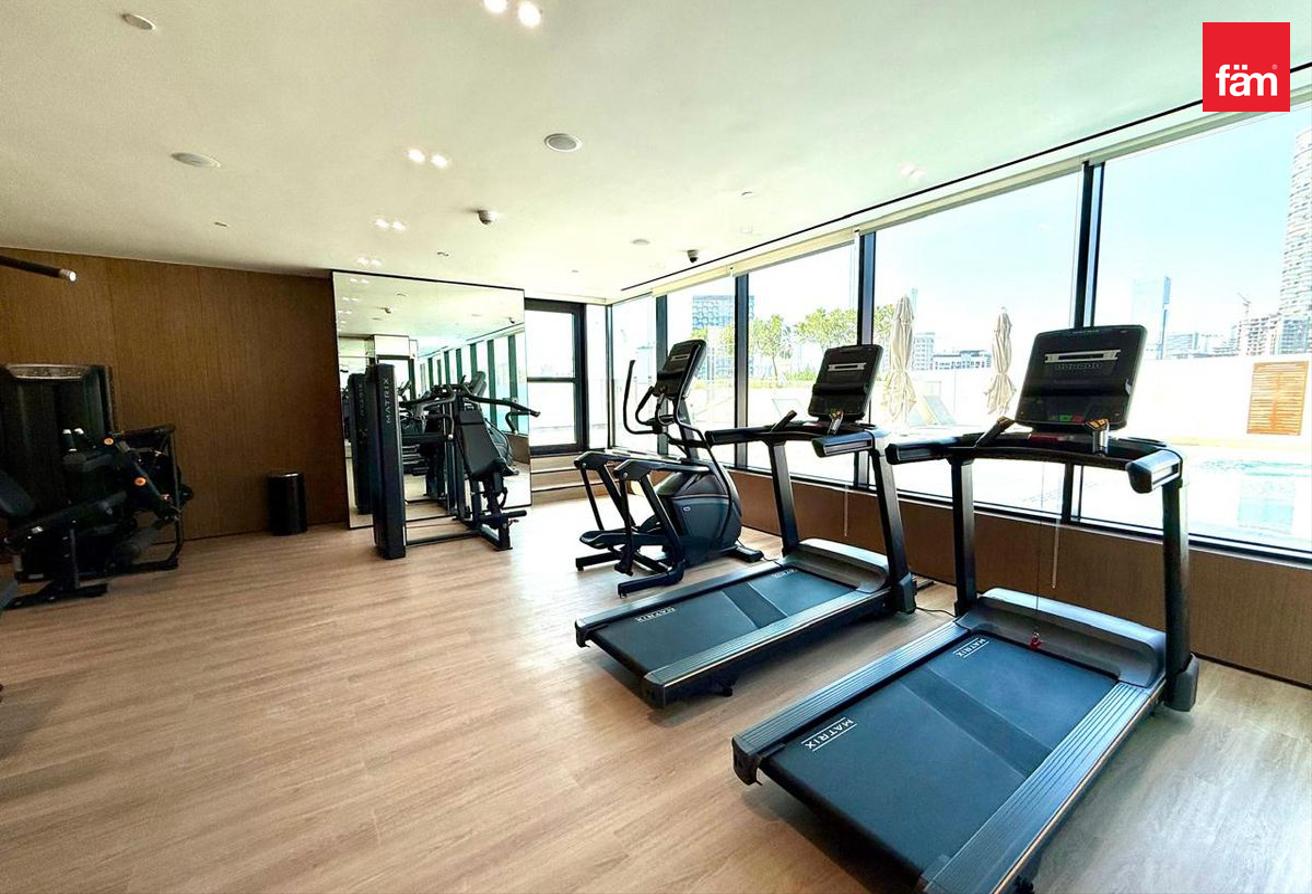 Fully Furnished Studio, Maintained APT photo 6