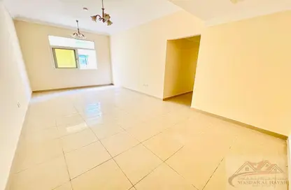 Apartment - 2 Bedrooms - 2 Bathrooms for rent in Muwaileh Commercial - Sharjah